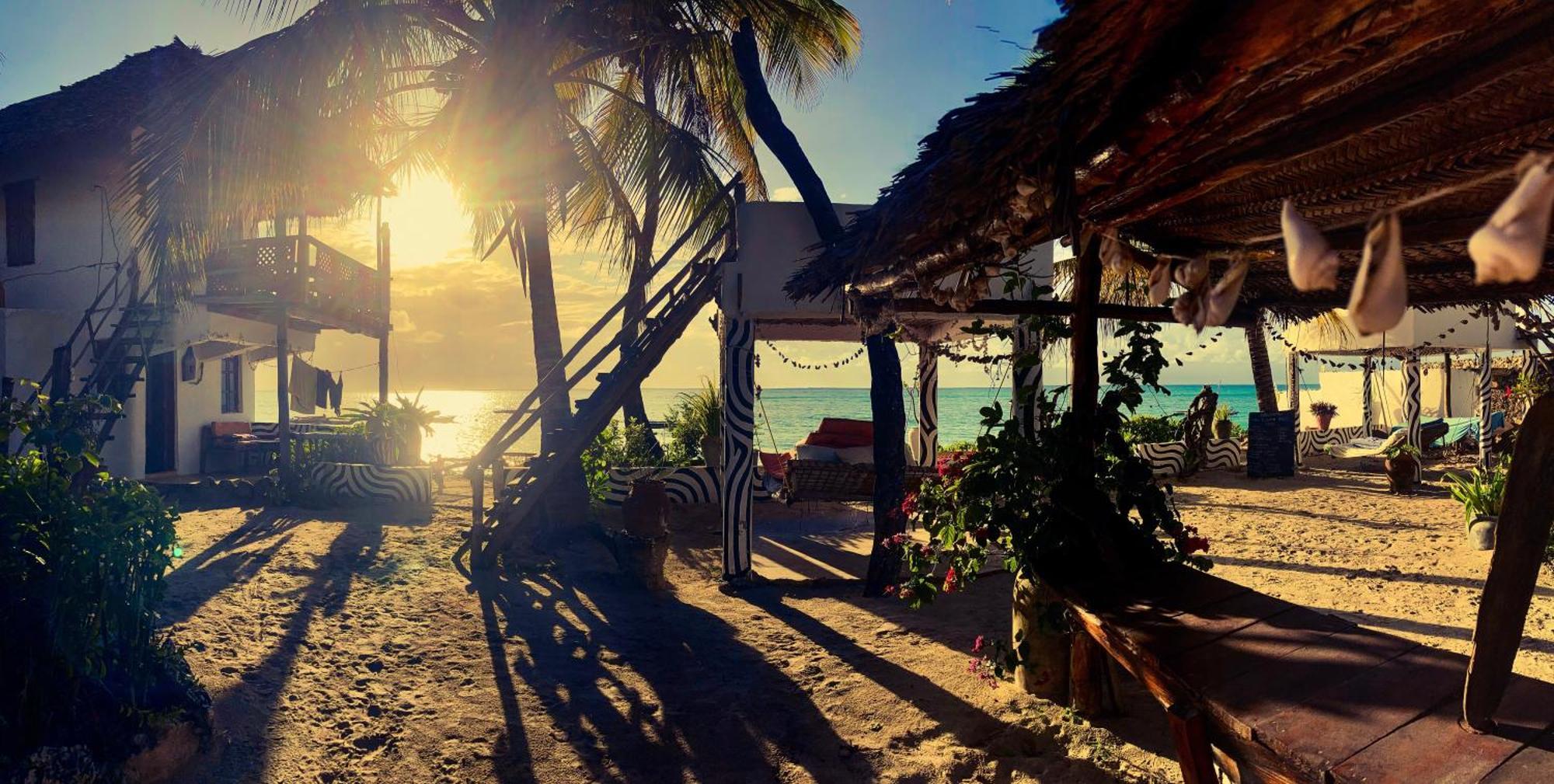 Mango Beach House Джамбиани Екстериор снимка