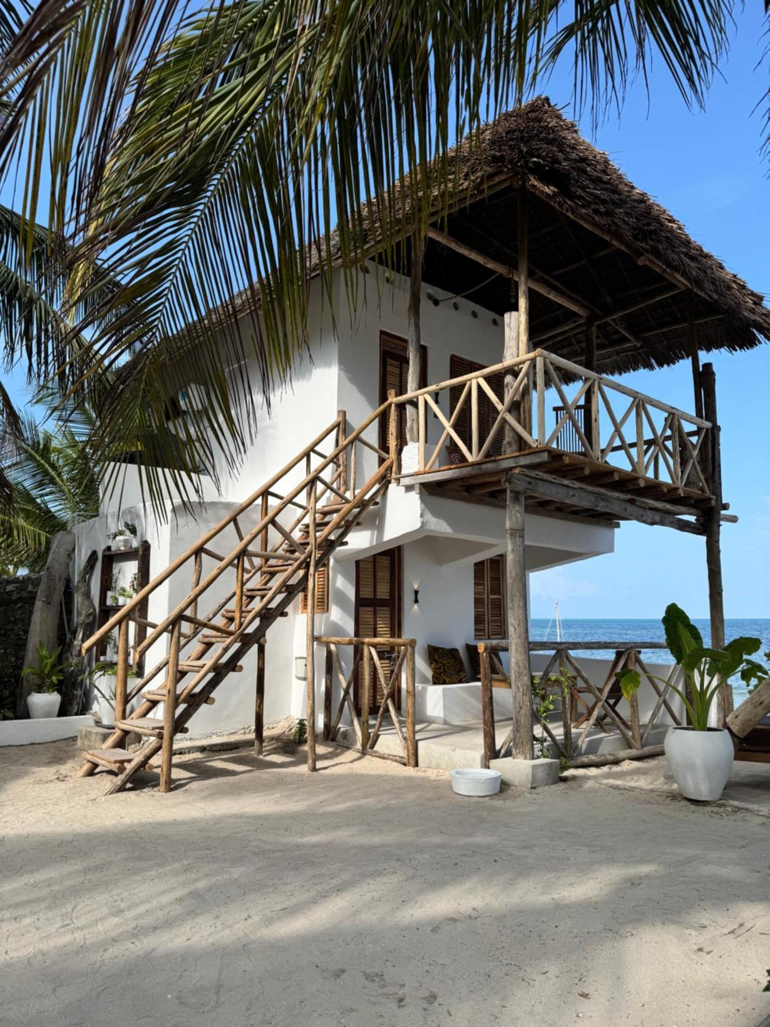 Mango Beach House Джамбиани Екстериор снимка