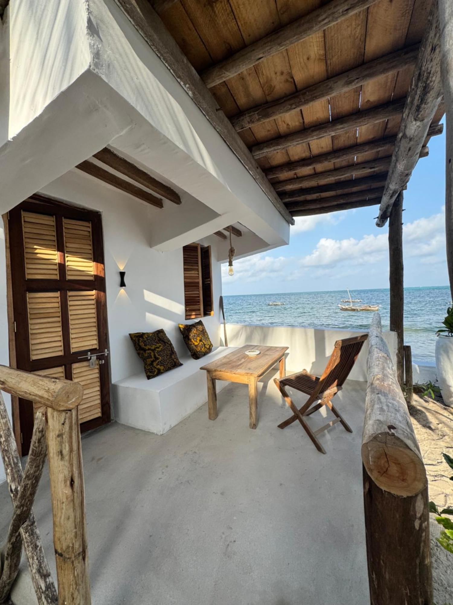 Mango Beach House Джамбиани Екстериор снимка
