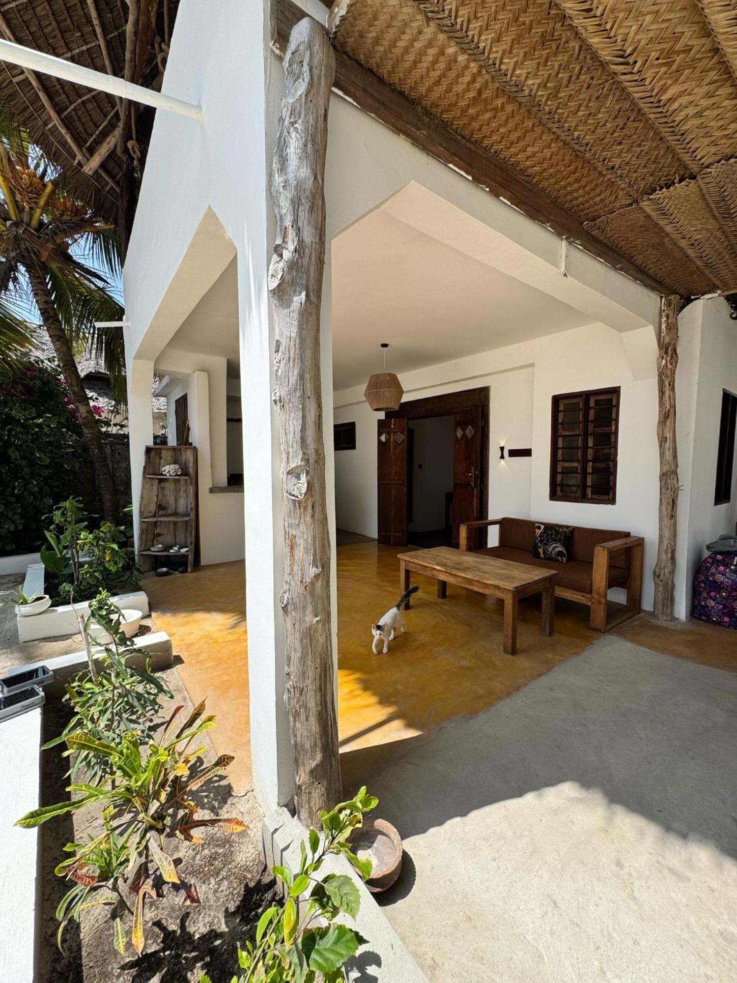Mango Beach House Джамбиани Екстериор снимка